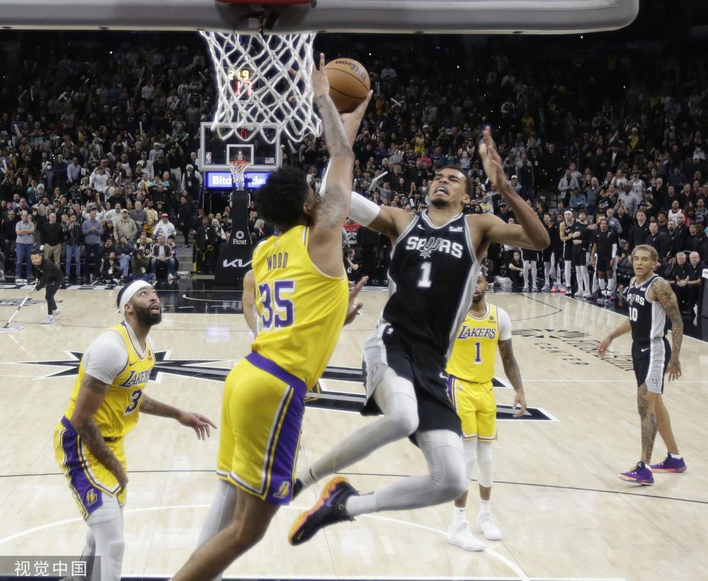 在他退役后 在他退役后