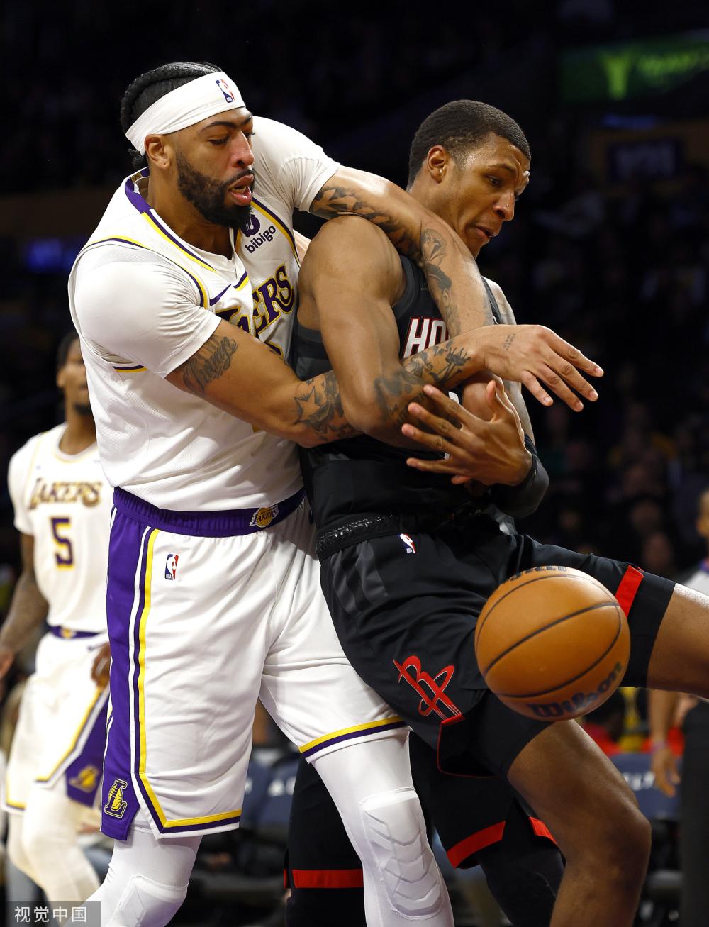 同样面临挑 同样面临挑